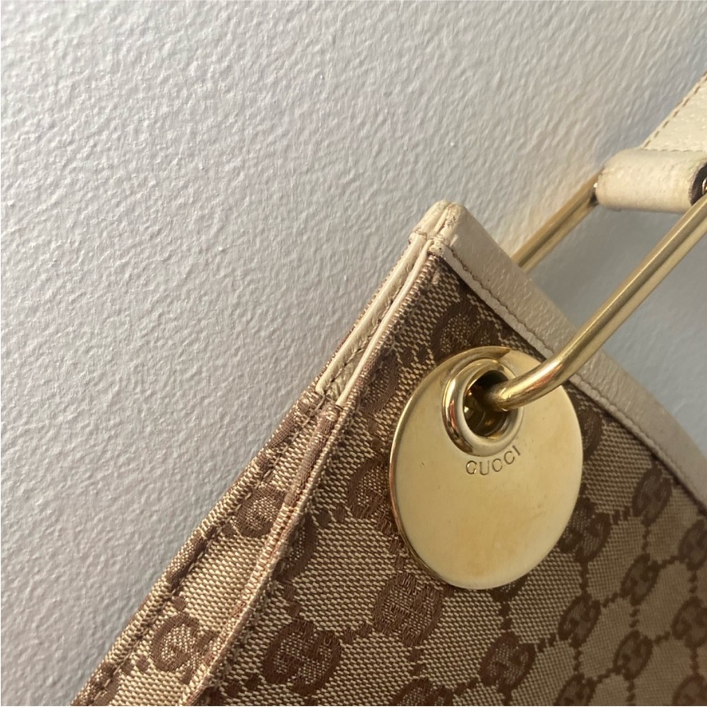 Authentic Gucci GG Canvas Eclipse Messenger Crossbody Bag - Picture 11 of 12